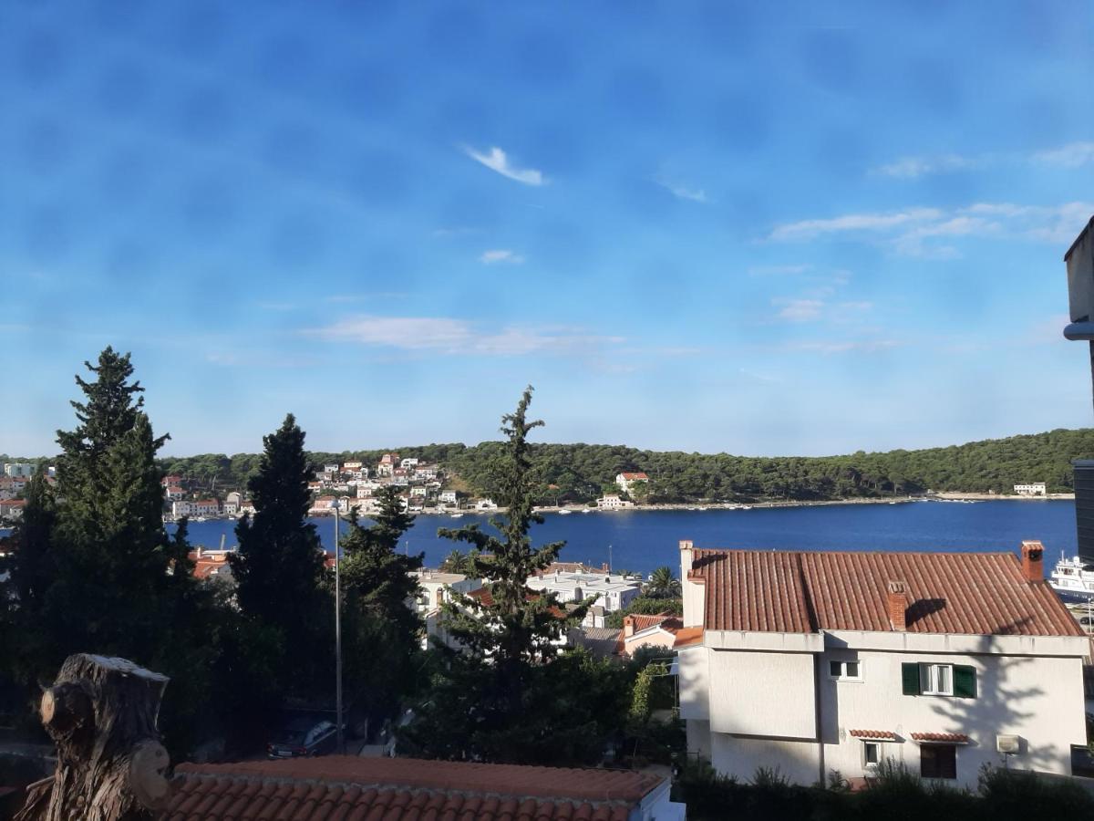 The Look Apartment Mali Losinj Bagian luar foto