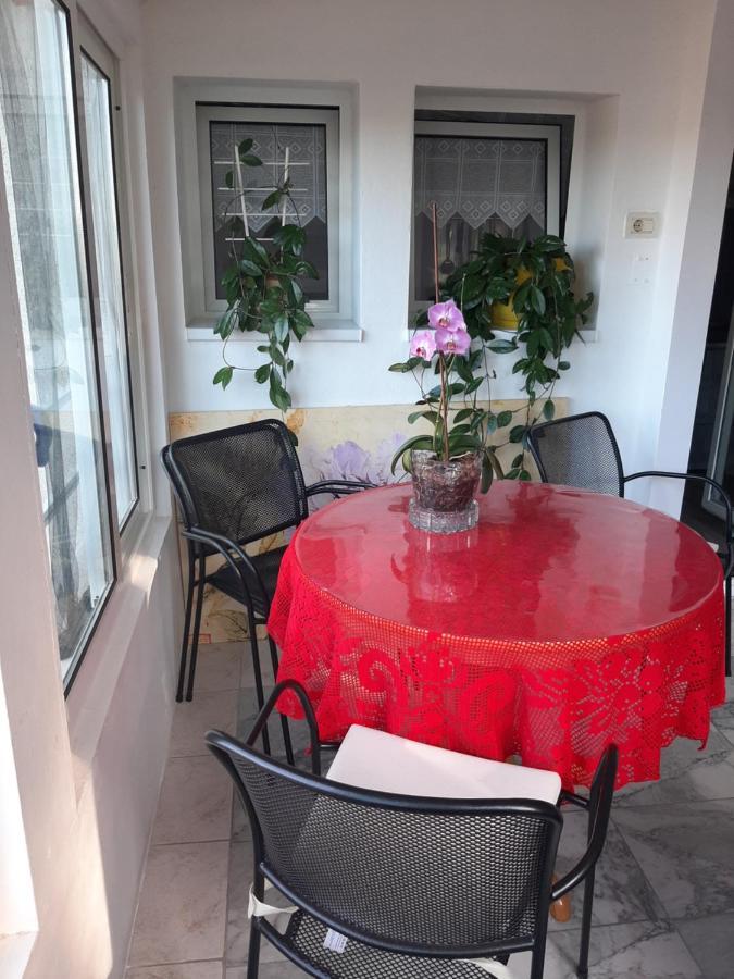The Look Apartment Mali Losinj Bagian luar foto