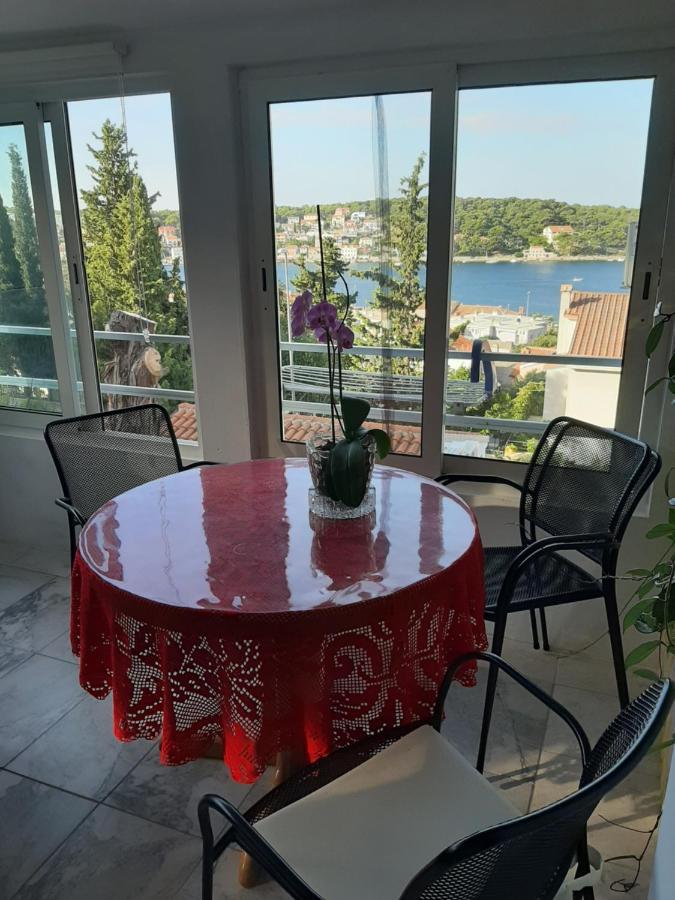The Look Apartment Mali Losinj Bagian luar foto