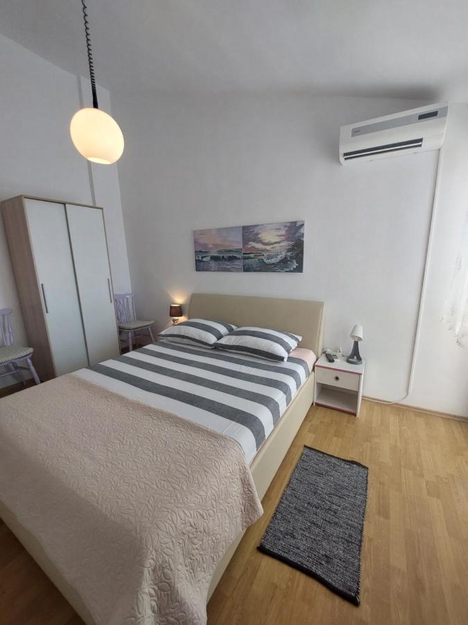 The Look Apartment Mali Losinj Bagian luar foto